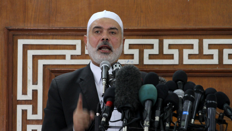 Cel putin 1.700 de lideri ai Hamas sunt milionari in dolari. Au masini de lux, avioane private si resedinte numeroase Imagine