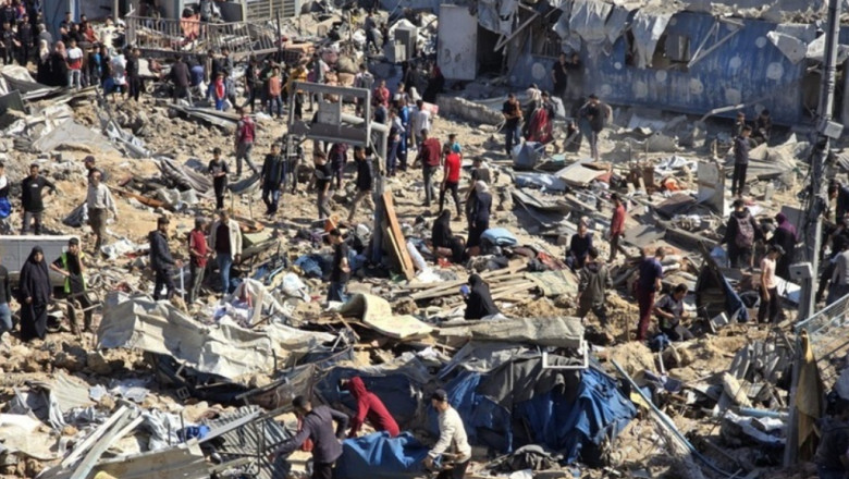 Cel putin 20 de morti dupa un atac israelian asupra unei scoli din Fasia Gaza Imagine