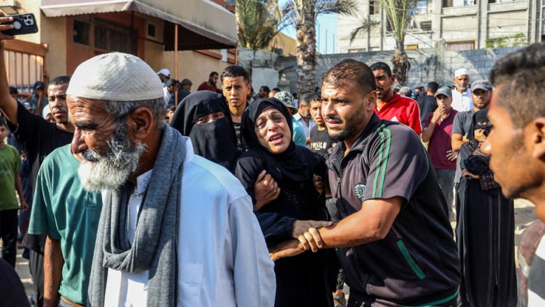 Cel putin 32 de morti in Gaza, dupa focuri trase de armata israeliana asupra civililor care se indreptau spre un centru de ajutor Imagine