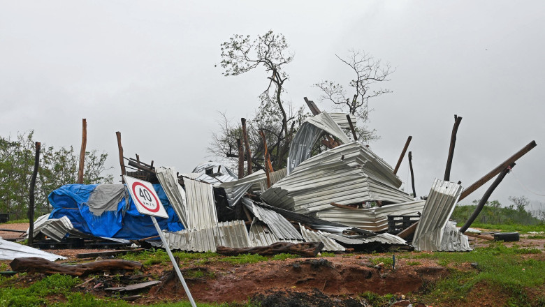 Cel putin doi morti in urma uraganului Erick. Ploi torentiale si pagube majore in sudul Mexicului Imagine