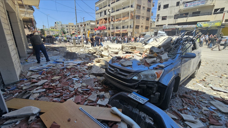 Cel putin un mort si 21 de raniti in urma unor atacuri in Liban. Israelul acuza Hezbollah de stocarea de arme Imagine