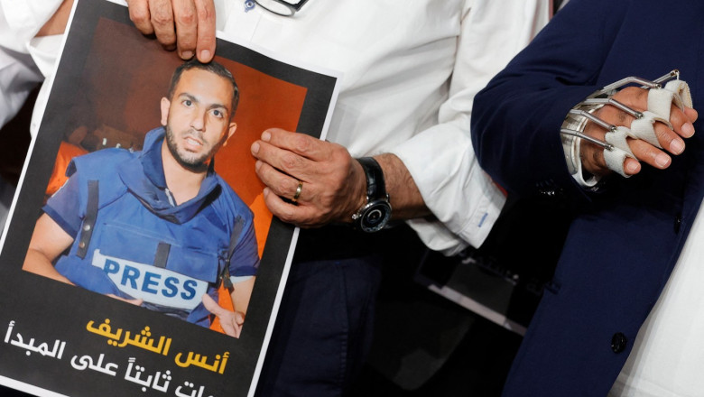 Celalalt razboi al Israelului din Gaza: reporteri palestinieni ucisi, acces interzis pentru presa internationala (The Guardian) Imagine