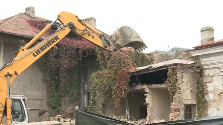Cele doua cladiri din zona Piata Amzei au fost demolate Imagine