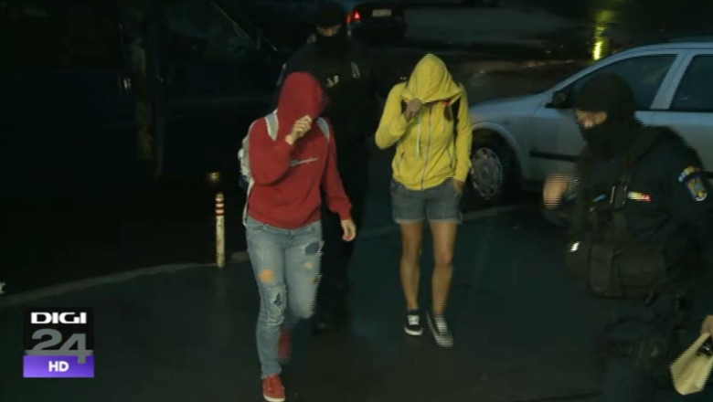 Cele doua surori campioane la karate au fost retinute. Ele ar fi ajutat cetateni din Orientul Mijlociu sa ajunga in vestul Europei Imagine