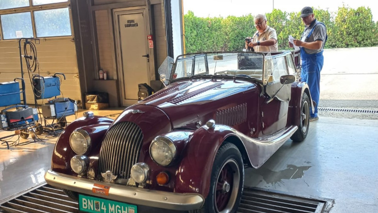 Cele mai frumoase masini clasice din Romania. Cum se obtine atestatul de vehicul istoric Imagine