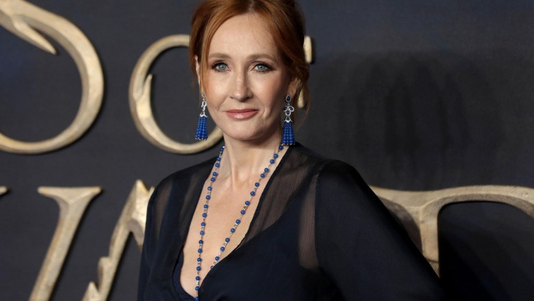 Celebra scriitoare J.K. Rowling a primit mesaje „infricosatoare” prin care era amenintata ca va fi „ucisa cu un ciocan” Imagine