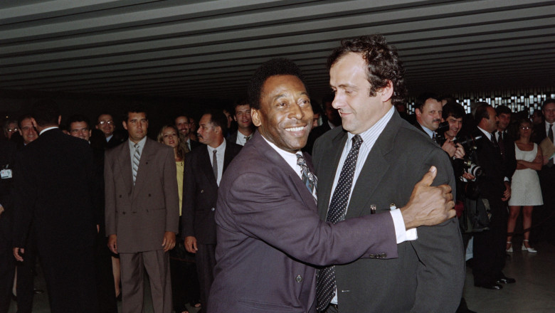 Celebrul Platini, la moartea lui Pele: "La scoala, ma semnam Peleatini. Era Pele, parte a visurilor mele" Imagine