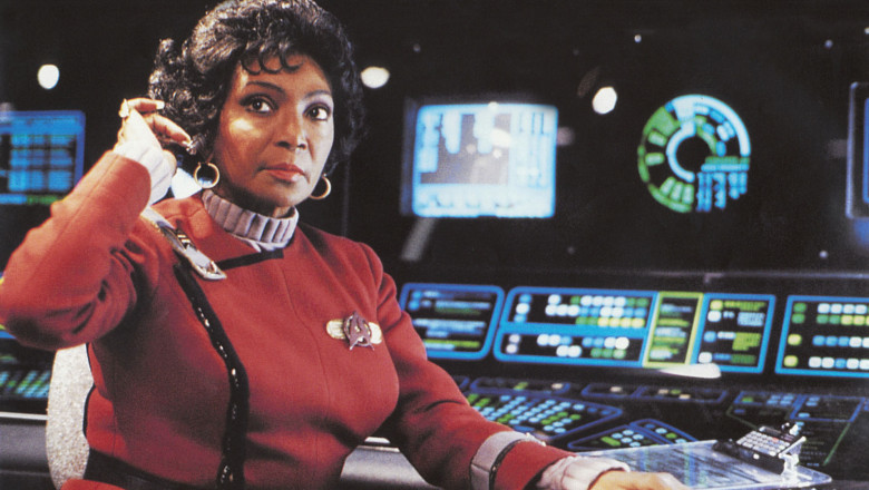 Cenusa actritei Nichelle Nichols, celebra pentru rolul din „Star Trek”, va fi plasata pe o orbita in jurul Soarelui Imagine