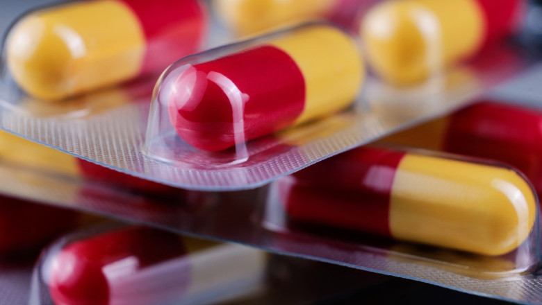 Cercetatorii scotieni au produs paracetamol dintr-un PET. Anuntul, primit cu scepticism de activistii de mediu Imagine