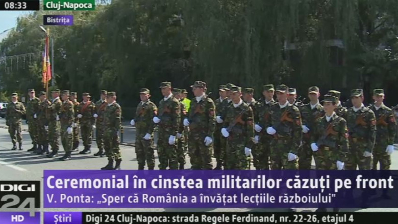 Ceremonial in cinstea militarilor cazuti pe front Imagine