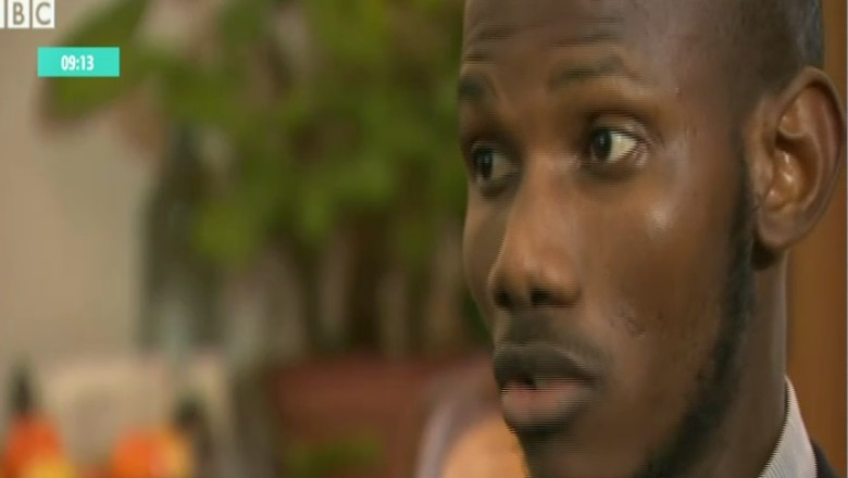 Ceremonie speciala la Paris. Eroul de la Vincennes primeste cetatenia franceza Imagine