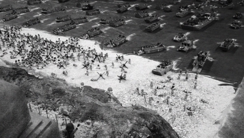 Ceremonii fara precedent la 70 de ani de la debarcarea Aliatilor. 19 monarhi, sefi de stat si de guvern, asteptati pe plajele din Normandia Imagine