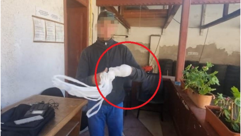 Cersetor "vindecat" de politistii locali din Alba Iulia. Ce au descoperit oamenii legii in geanta lui Imagine