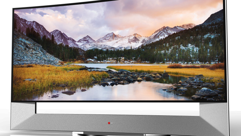 CES 2014. LG si Samsung, rivali in lansarea primului televizor de 105 inch cu ecran curbat Imagine