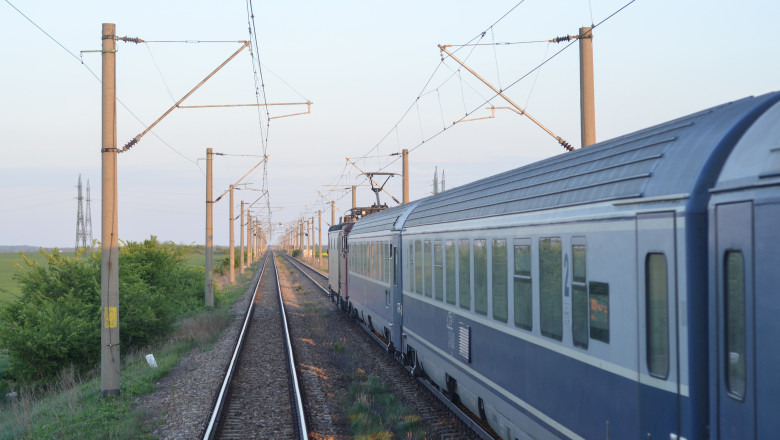 CFR: Viteza de circulatie a trenurilor va fi redusa cu 20-30 Km/h, in zonele cu temperaturi extreme Imagine