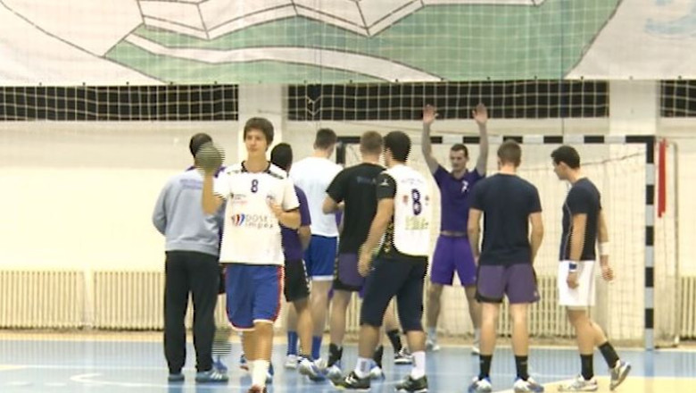 CH Poli Timisoara - Minaur Baia Mare: duel pentru play-off Imagine