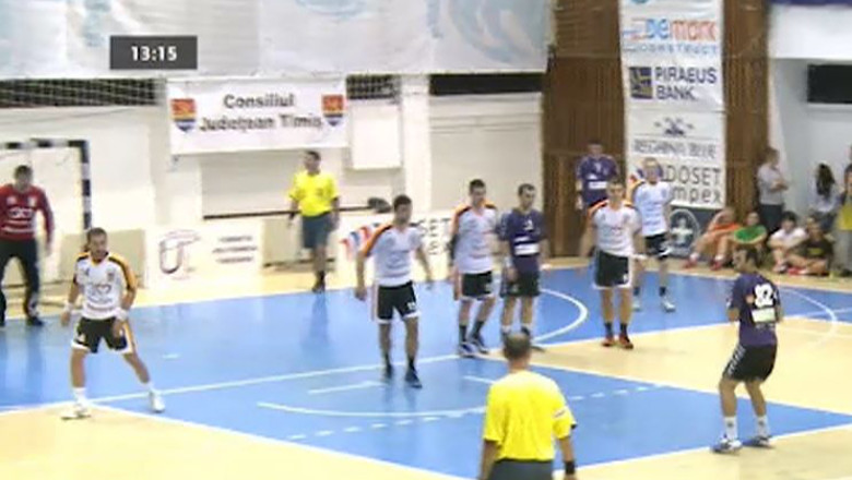 CH Poli Timisoara, victorie inainte de vacanta Imagine