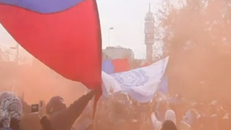 Chile. Studentii cer in strada demisia ministrului educatiei Imagine