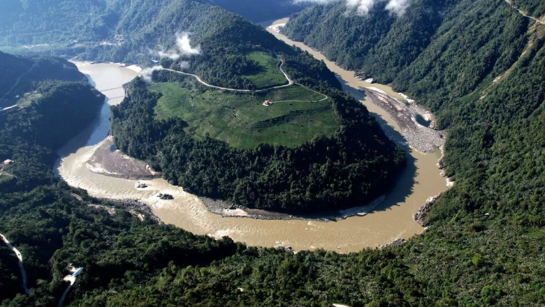 China construieste cea mai mare hidrocentrala din lume. Barajul urias, criticat de ONG-uri Imagine