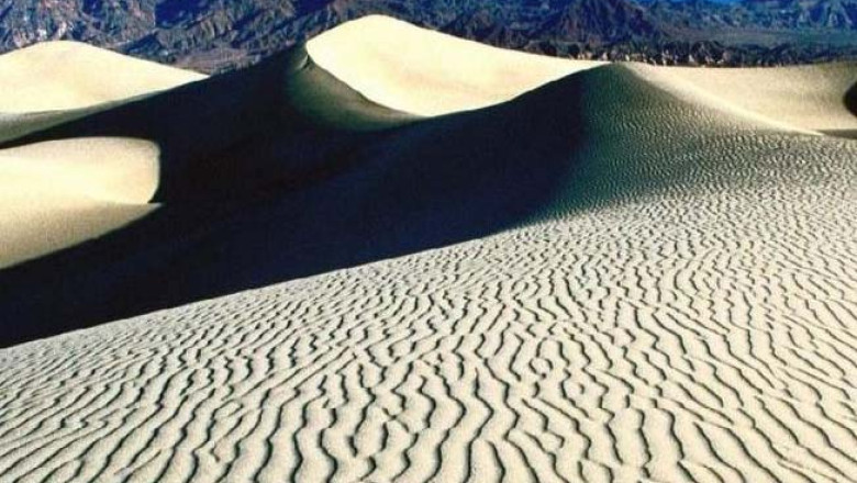 China construieste un parc in desert Imagine