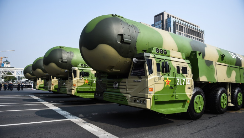 China si-ar putea schimba strategia lansarii atacurilor nucleare, adoptand una dintre cele mai periculoase politici ale Razboiului Rece Imagine