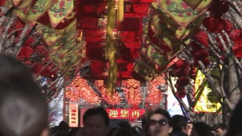Chinezii au intrat in anul Calului de lemn Imagine