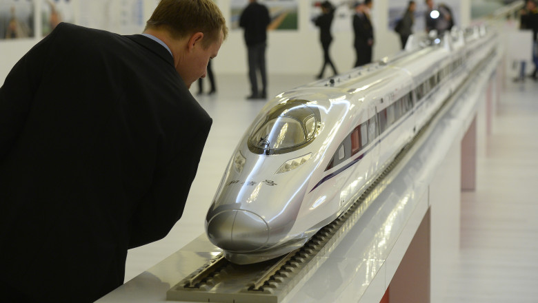 Chinezii vor construi o linie de mare viteza in Romania. Trenurile vor circula cu 250 km pe ora intre Bucuresti si Constanta Imagine