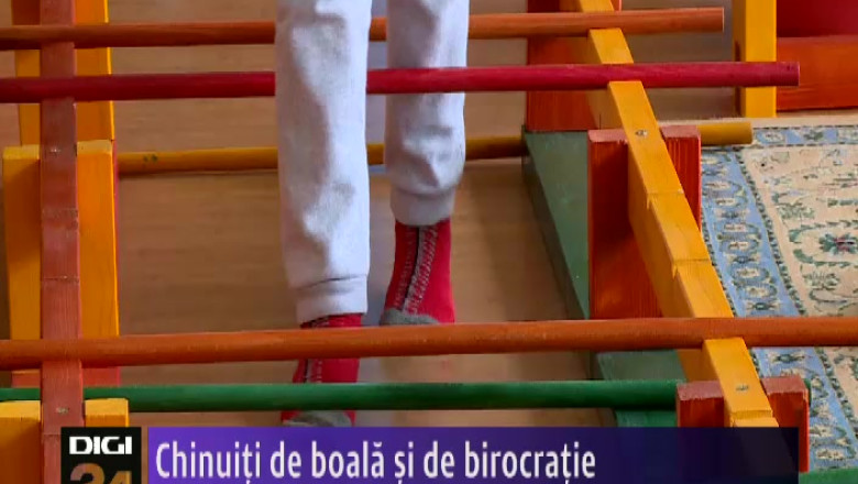 Chinuiti de boala si de birocratie Imagine