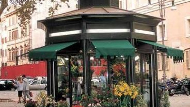 Chioscuri de flori noi in centrul Clujului Imagine
