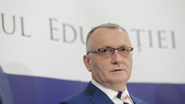 Cimpeanu: Cei care renunta la titlul de doctor ar putea fi obligati sa returneze toate sumele pe care statul le-a investit Imagine