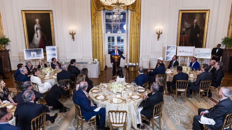 Cina luxoasa la Casa Alba. Trump a gazduit un eveniment cu miliardari care au donat pentru o sala de bal de 200 milioane de dolari Imagine
