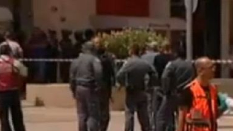 Cinci morti intr-un jaf armat comis in Israel. Angajatii unei banci au fost luati ostatici Imagine