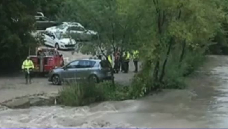 Cinci oameni au murit si doi sunt dati disparuti in urma inundatiilor din sudul Frantei Imagine