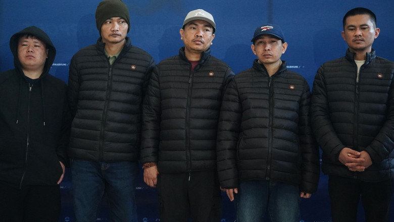 Cinci ostatici thailandezi eliberati de Hamas au fost repatriati la Bangkok Imagine