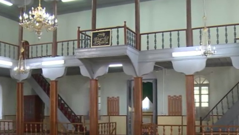 Cinci persoane, ranite intr-un incendiu declansat intentionat intr-o moschee din Suedia Imagine