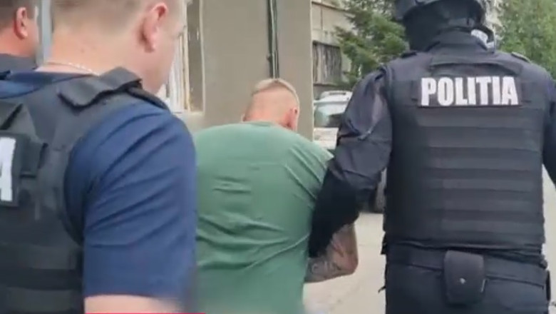 Cine a furat 100.000 de euro din casa unui primar din Mehedinti? Politia are un suspect Imagine