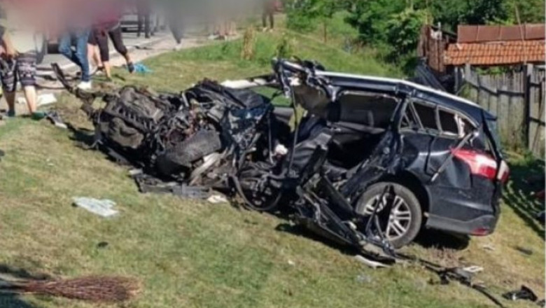 Cine e baiatul de 22 de ani mort in accidentul din Valcea. Se intorsese din Anglia si mai avea doar 7 km pana acasa Imagine