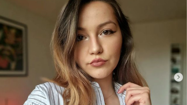 Cine e fiica Elenei Lasconi. Sustinatoare a drepturilor LGBTQ+ si anticapitalista, Oana spune ca a ajuns la Paris „pe propriile puteri” Imagine