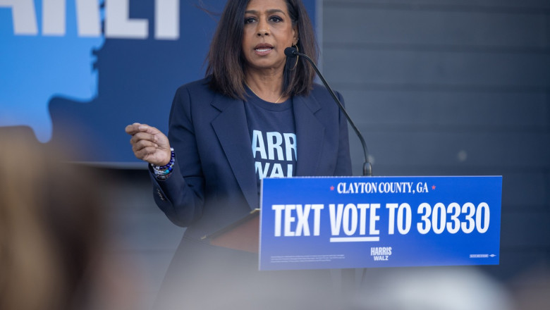 Cine este Maya Harris, sora mai mica a Kamalei. Presa americana le compara pe cele doua cu fratii Kennedy Imagine