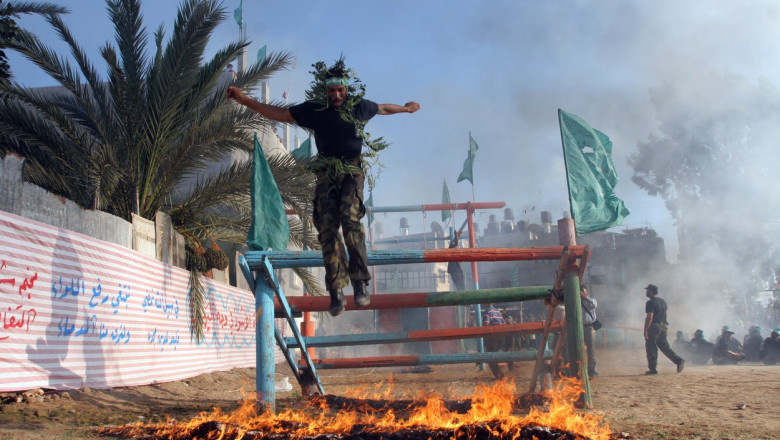 Cine finanteaza Hamas: o retea globala de cripto, bani numerar si organizatii caritabile Imagine