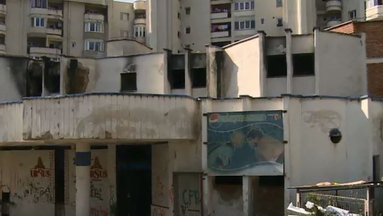 Cinematografele salvate cu... un film Imagine