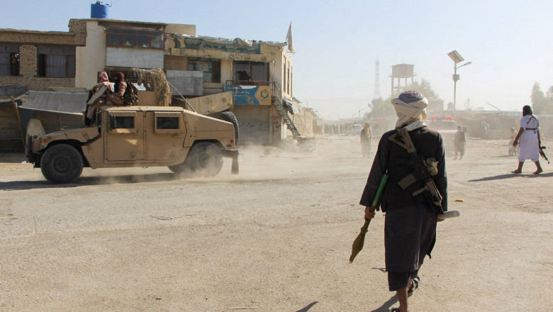 Ciocniri in apropierea frontierei cu Afganistanul, anunta Pakistanul. Cinci soldati pakistanezi si 25 de militanti au murit Imagine