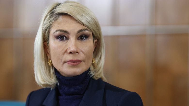 Ciolacu, replica pentru Turcan in scandalul tezaurului: „Obiecte atat de valoroase nu pot fi scoase din tara oricand vrea un ministru” Imagine