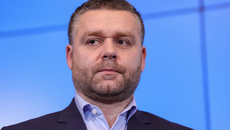 Ciprian Ciucu: „Imi este teama de «bulgarizarea» Romaniei. PNL si PSD inca formeaza Coalitia / Un guvern intre PSD si AUR e posibil” Imagine