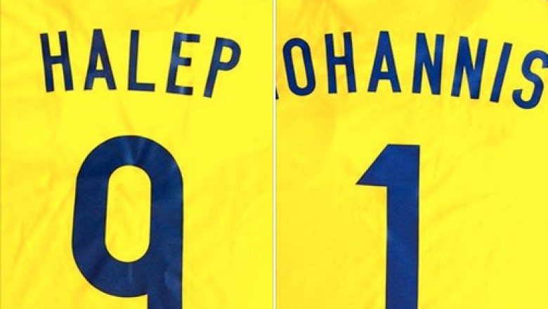 Ciprian Marica le ofera Simonei Halep si lui Klaus Iohannis cate un tricou al Nationalei - FOTO Imagine