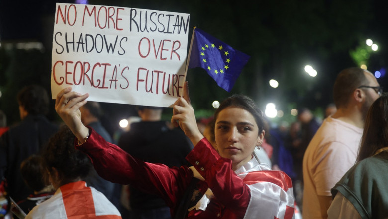 Circa 200 de ONG-uri din Georgia anunta ca nu se vor supune legii „influentei straine”, asemanatoare cu cea adoptata de Rusia Imagine