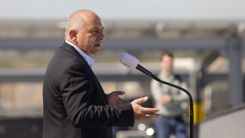 Cirstoiu: „Nicusor Dan e un observator senin al potentialelor mii de victime ale unui cutremur” Imagine