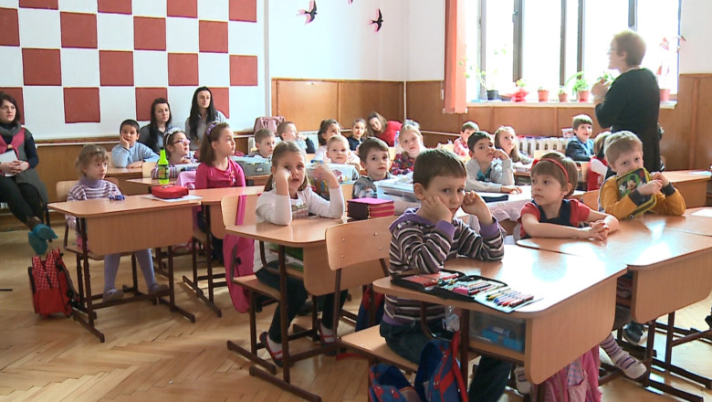 Clase pregatitoare cu 36 de elevi, dupa prima etapa a inscrierilor  Imagine