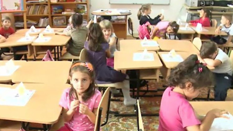 Clase pregatitoare, in plus si in minus, in Timis Imagine