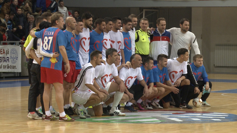 Claudiu Keserue si Paul Papp, campioni ai inimilor intr-un meci caritabil Imagine